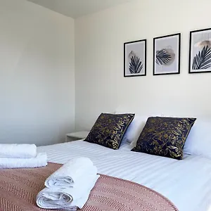 https://graces-place-in-ely-cambridgeshire.cambridgehotelsuk.com
